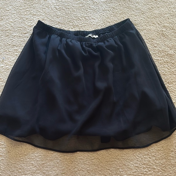 Garage flowy mini skirt - Picture 1 of 3